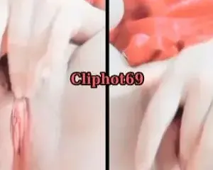 Clip sex em Ngân khoe lồn cho người yêu xem – Cliphot69